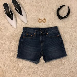 CLOSET CLEAN-OUT! Gap denim shorts
